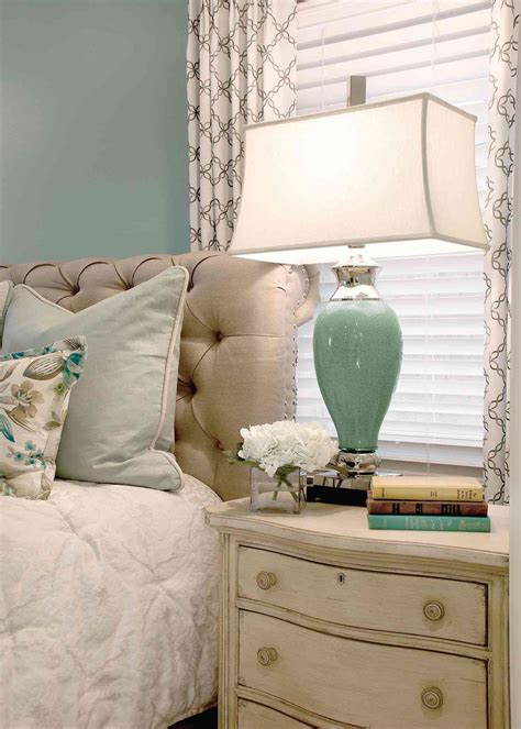How To Decorate The Top Of A Nightstand at Anna Octoman blog