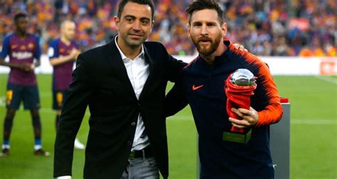 FC Barcelone Xavi Fait Des Annonces Qui Vont Ravir Lionel Messi