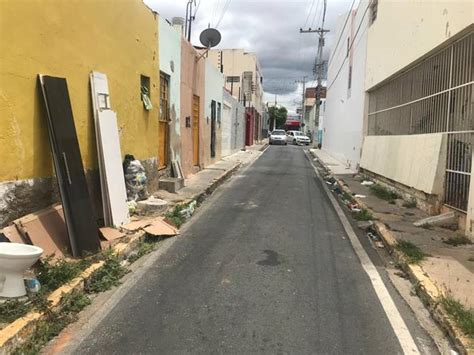 De Portas A Privada Rua Em Pleno Centro De Petrolina Vira Dep Sito