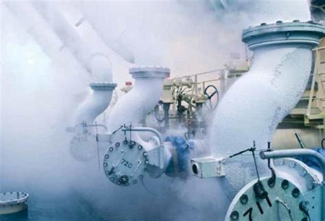 vapour cloud resulting  condensing lng  scientific