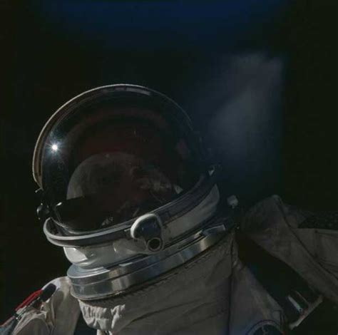 Un Selfie Histórico En El Año 1966 El Astronauta Buzz Aldrin 125