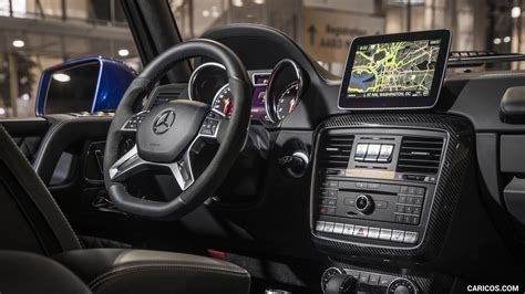 2017 Mercedes-Benz G550 4x4² (US-Spec) - Interior | Caricos