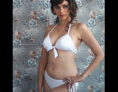 Aditi Rao Hydari Posing In Bikini During Bold Shoot