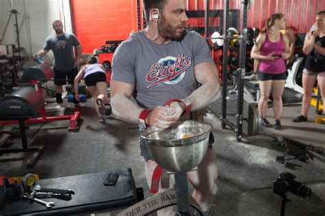 A Bodybuilding Diet For Powerlifters How To Eat To Build Muscle And Get Strong Elite Fts