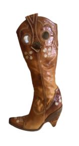 Lisa Barlows Cowboy Boots Big Blonde Hair