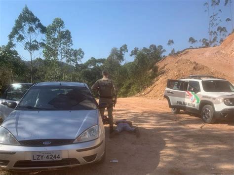 Homem que tentou matar ex facadas e tijoladas em SC é preso