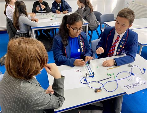 East London Schools Learn About Stem At Newvic — Newham Sixth Form College