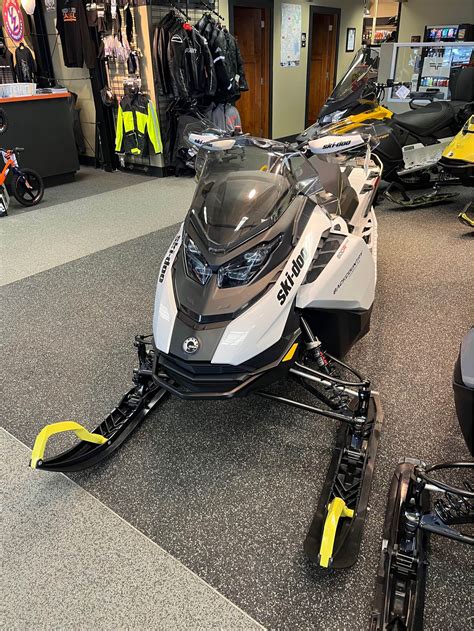 2025 Ski doo Backcountry - Powersport Vehicles - Little Falls