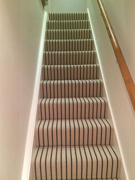 17 Best images about Stripe Hall carpet on Pinterest | Canada, Runners ...