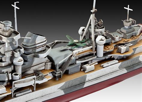 Revell 1/720 German Heavy Cruiser Admiral Hipper (05117) | www ...