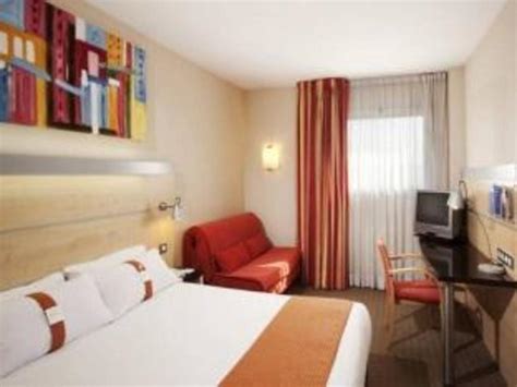 Best Price on Holiday Inn Express Barcelona - Montmeló in Granollers + Reviews!