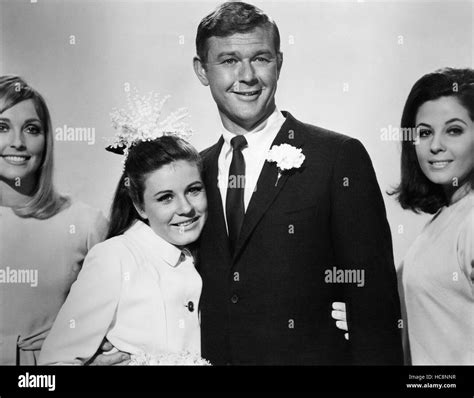 Valley Of The Dolls Sharon Tate Patty Duke Martin Milner Barbara