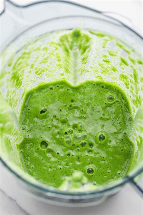 How To Make A Smoothie With Frozen Fruit And Spinach Blissjuicesmoothieself