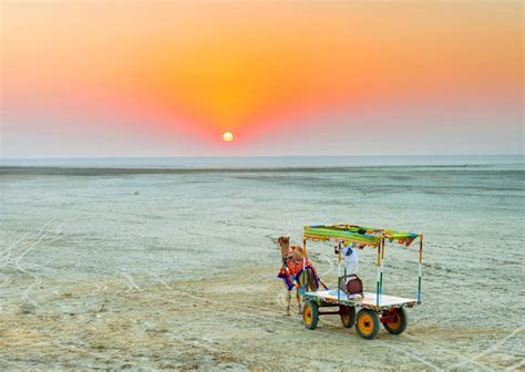 White Desert of Kutch | Bhuj - What to Expect | Timings | Tips - Trip ...