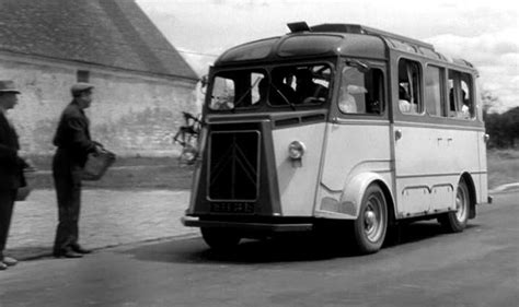 IMCDb org 1954 Citroën Type H in Les tortillards 1960