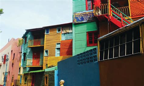 argentina stakes  claim   international art scene  art