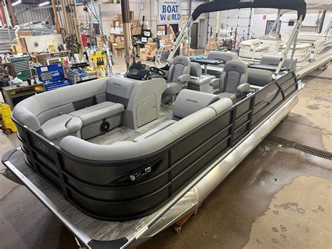 2026 Bentley Pontoons Legacy 220 QSB Swingback & 4-Stroke EFI, East