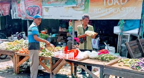 Aktivitas Pedagang Di Pasar Baru Cikarang Mulai Menggeliat Pasca