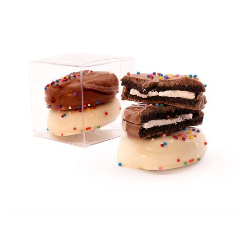 Wedding Favors - 2 Piece Oreo – Zak & Mac's Chocolate Haus