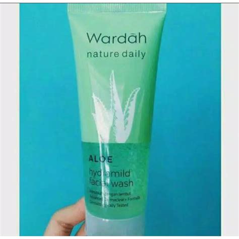 Wardah Nature Daily Aloe Hydramild Facial Wash 60ml 100 Original