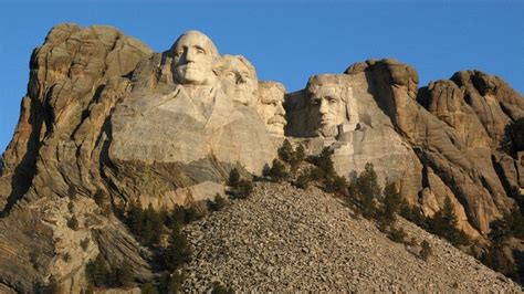 Native Americans To Protest Against Trump Visit To Mount Rushmore Bbc