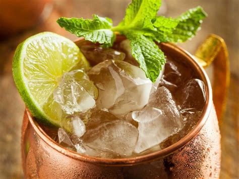 Receta de Moscow Mule Cómo preparar este cóctel clásico en casa