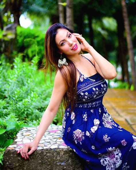 Munmun Dutta Babita Ji Hot Full Hd Wallpaper Bikini Images Navel