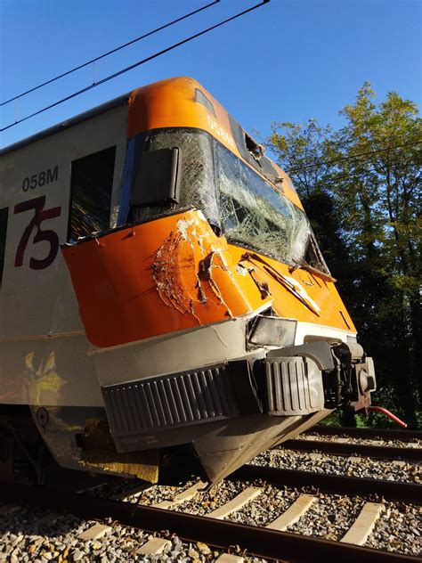 Las líneas R11 y RG1 de Renfe circulan este martes con retrasos