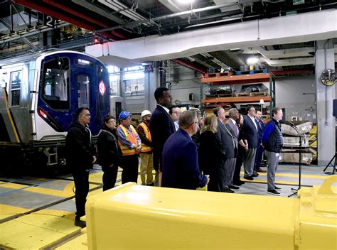 R Cars Unveiled On Staten Island Railway Mta New York C Flickr