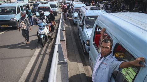 Bus Tanah Abang Explorer Tak Beroperasi Hingga Demo Angkot Kondusif