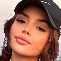 Renee Olstead Nude OnlyFans Leaks Photo Fapopedia