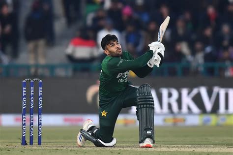 usman khan   wickets  pakistan    world cup confirms