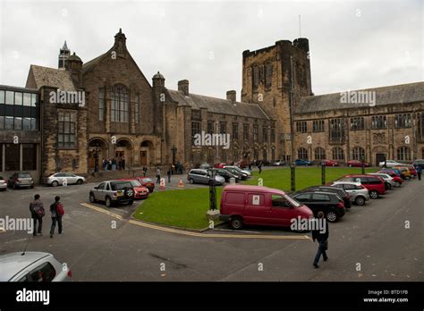 Bangor University Hi Res Stock Photography And Images Alamy