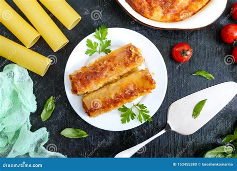 Stuffed Cannelloni With Bechamel Sauce Cannelloni Pasta Baked With