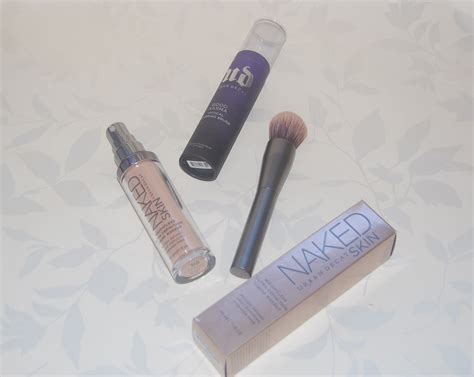 Lipstick Fridays Beauty Blog Urban Decay Naked Skin Foundation