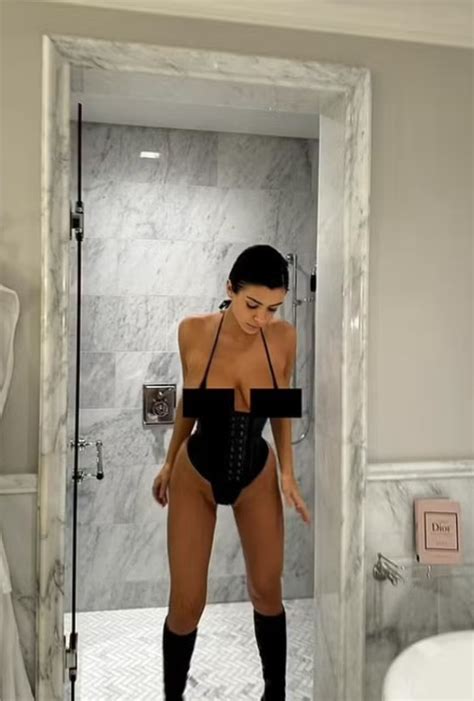 Galerie Foto Regula pe care Kim Kardashian i a impus o Biancăi Censori