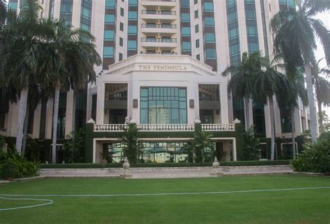 Hotel Review: Affordable Luxury at The Peninsula Bangkok - Destinations ...