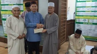 Ismail Sumbang RM2 000 Kepada Surau Al Mustaqim Negeri Kita