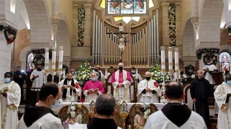 Link Live Streaming Misa Malam Natal Di Gereja Keuskupan Surabaya 24