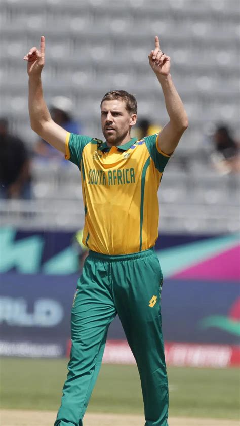 T20 World Cup Anrich Nortje Stars As South Africa Beat Sri Lanka