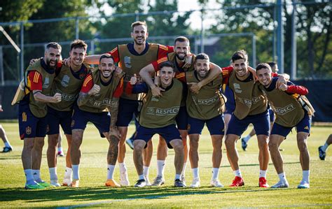 Espanha volta a ser campeã após 11 anos confiraJogada 10 Últimas