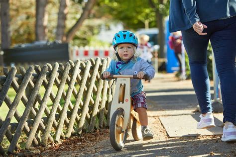 Spielfahrzeuge für Kinder Kinderfahrrad Campus der Deutschen