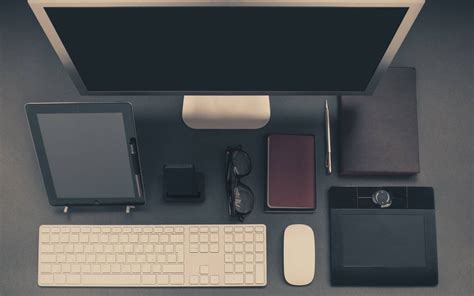 Download Elegant Vintage Style Matte Black Office Desk Wallpaper