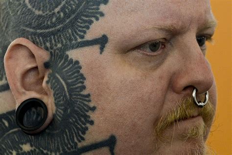 Us Tattoo Artist Paul Booth Poses For A Photo — Afp