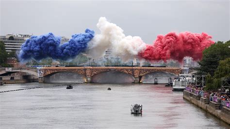 An Evening In Paris France Dazzles World With Colourful Vibrant