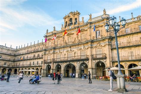 Salamanca in Madrid - Walk Glamorous Boulevards With Upscale Boutiques ...