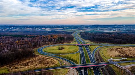 Ca A Autostrada A Jest Ju Bezp Atna Dla Osob Wek I Motocykli