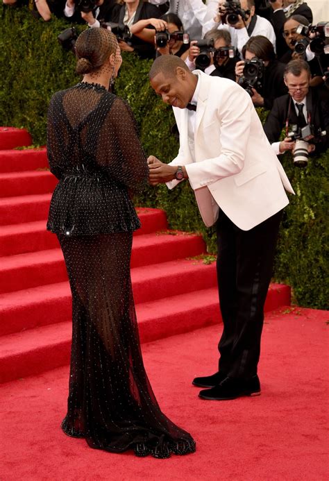 Foto Beyoncé perdeu um anel durante o Met Gala nesta segunda feira 5