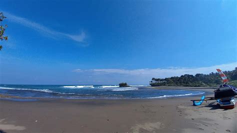 Pantai Muaragatah Destinasi Wisata Alternatif Selain Pantai Pangandaran