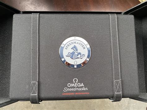 Omega Speedmaster Professional Moonwatch Full Presentation Kit Box With